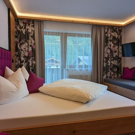 Landhaus Lexner ทักซ์ ภายนอก รูปภาพ
